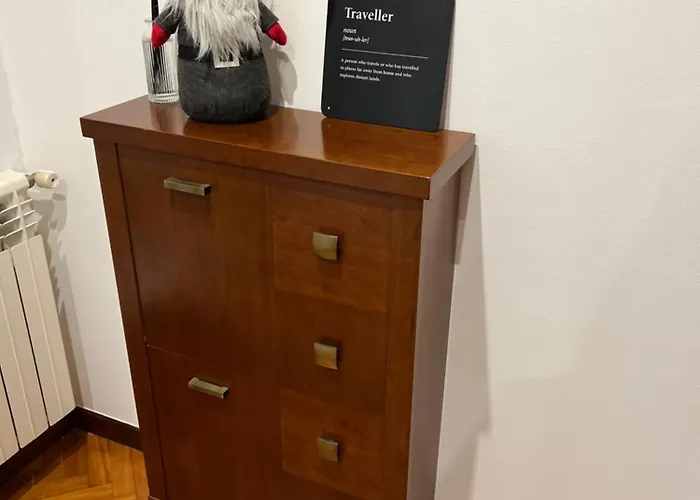 Mi Pisito En El Temple آكورونيا